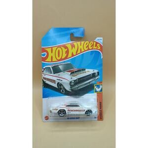 Hot Wheels '68 Dodge Dart White #142 142/250 - 2024 Muscle Mania